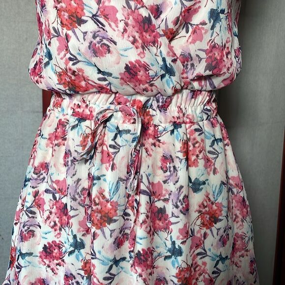 Francesca’s Multicolored Floral Fit & Flare Mini Dress w/Ruffles (XS) - Picture 5 of 16